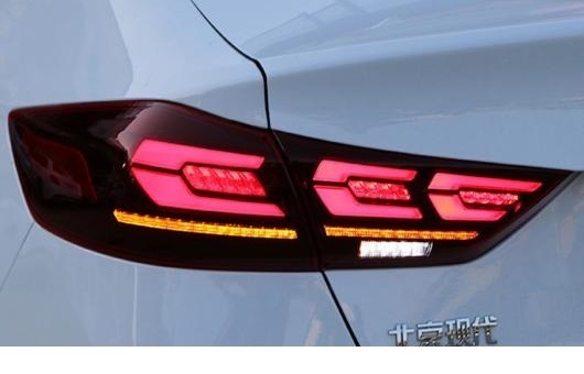  Ŭ: ҥ//HYUNDAI ȥ ơ饤 2016-2018 LED ơ ꥢ饤 DRL + ֥졼 ѡ ʥߥå 󥷥ʥ å AL-HH-1259