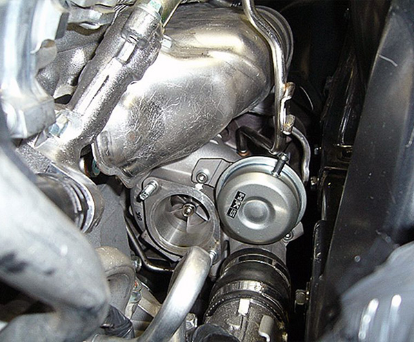 HKS 奨å  GT-R R35 VR38DETT 2007ǯ12 14030-AN001